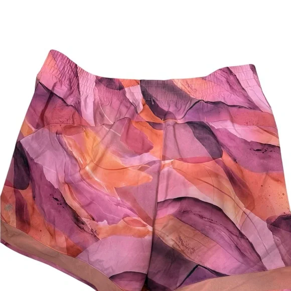 NWT Athleta printed mesh racer run shorts 4” in orange and pink size 1X - Picture 4 of 10